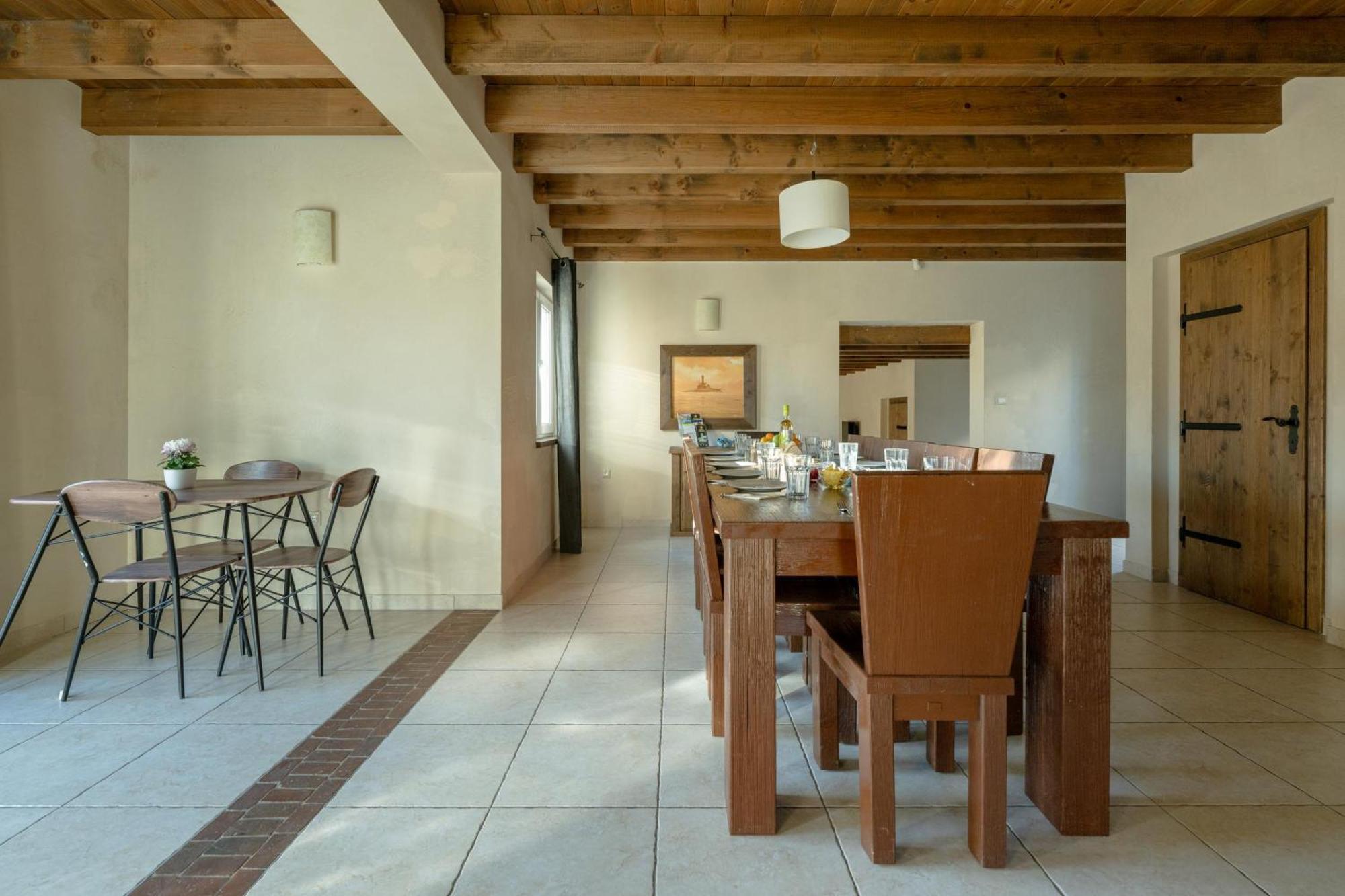 Villa Castagna Near The Sea With Private Pool And Sauna Premantura Exteriér fotografie