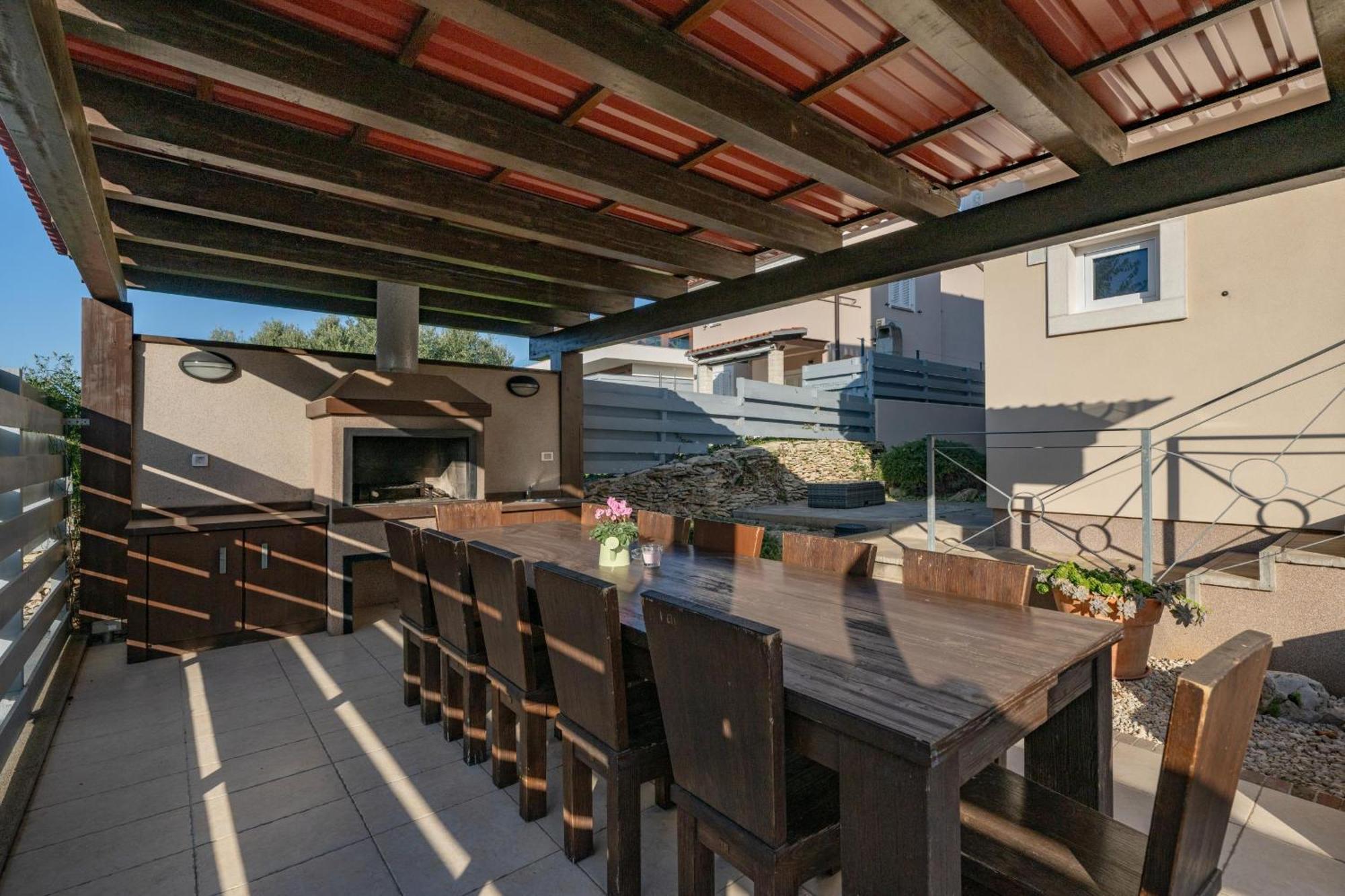 Villa Castagna Near The Sea With Private Pool And Sauna Premantura Exteriér fotografie