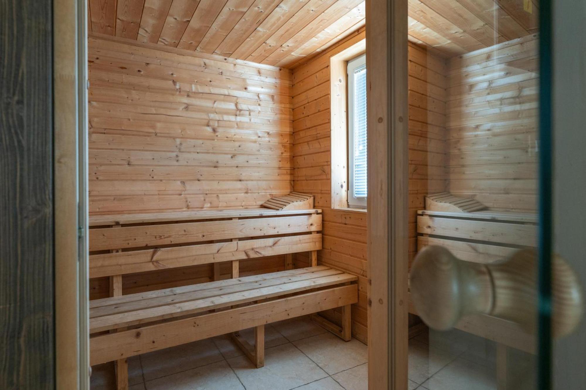 Villa Castagna Near The Sea With Private Pool And Sauna Premantura Exteriér fotografie